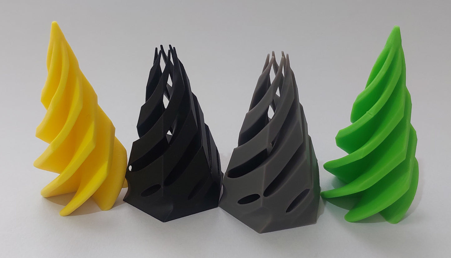 ספירלה פירמידה המסתובבת