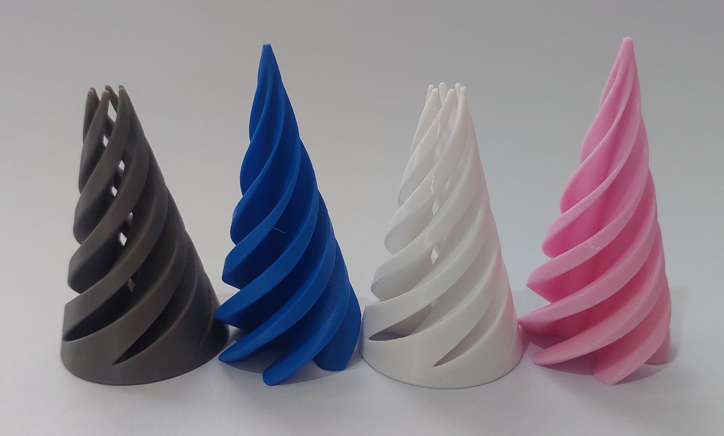 ספירלה פירמידה המסתובבת